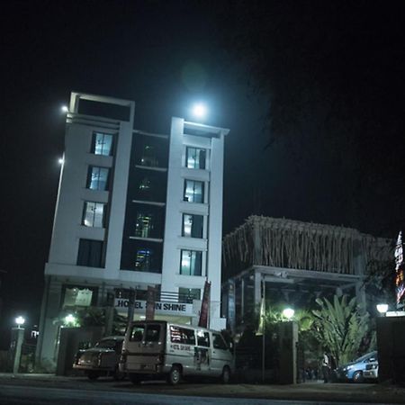 Hotel Sunshine Baharampur Eksteriør bilde