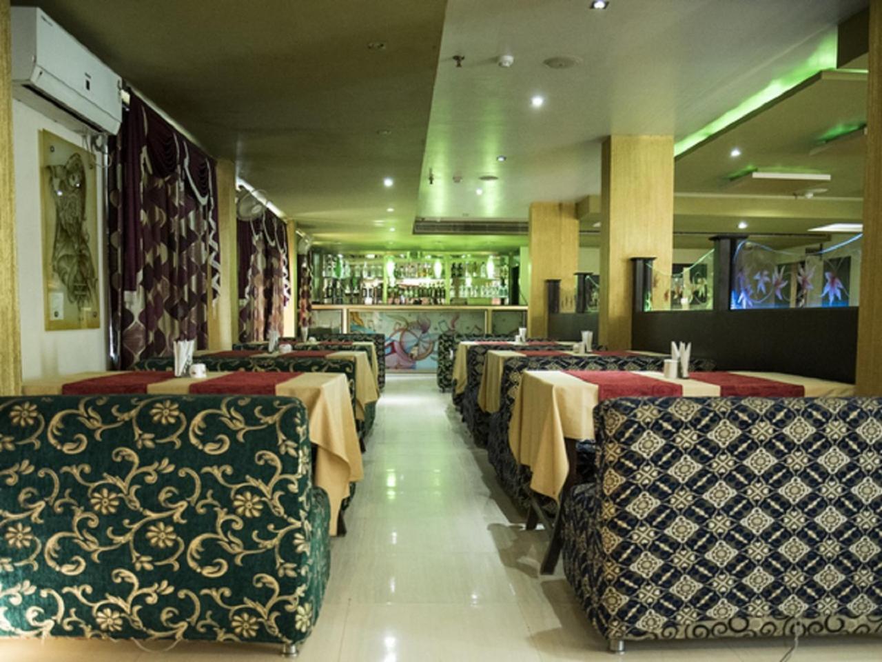 Hotel Sunshine Baharampur Eksteriør bilde