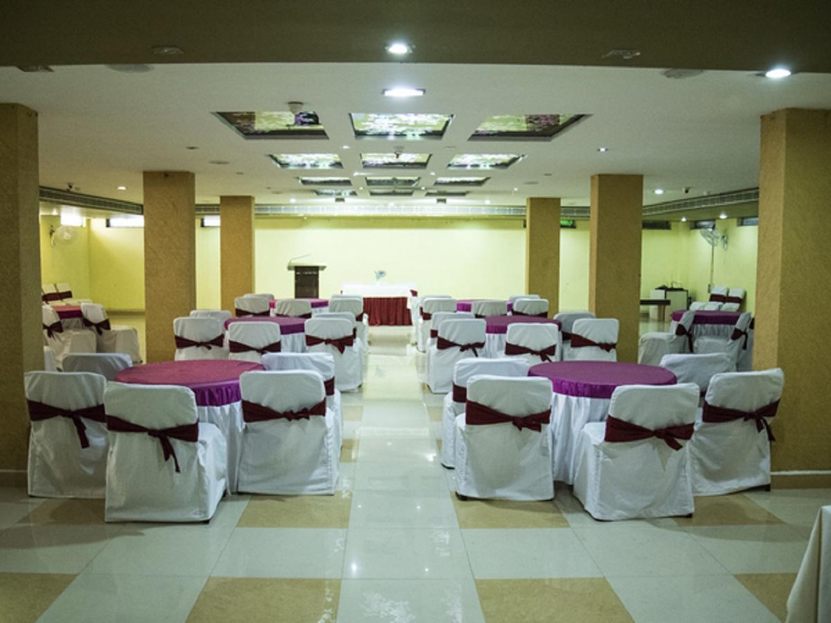 Hotel Sunshine Baharampur Eksteriør bilde