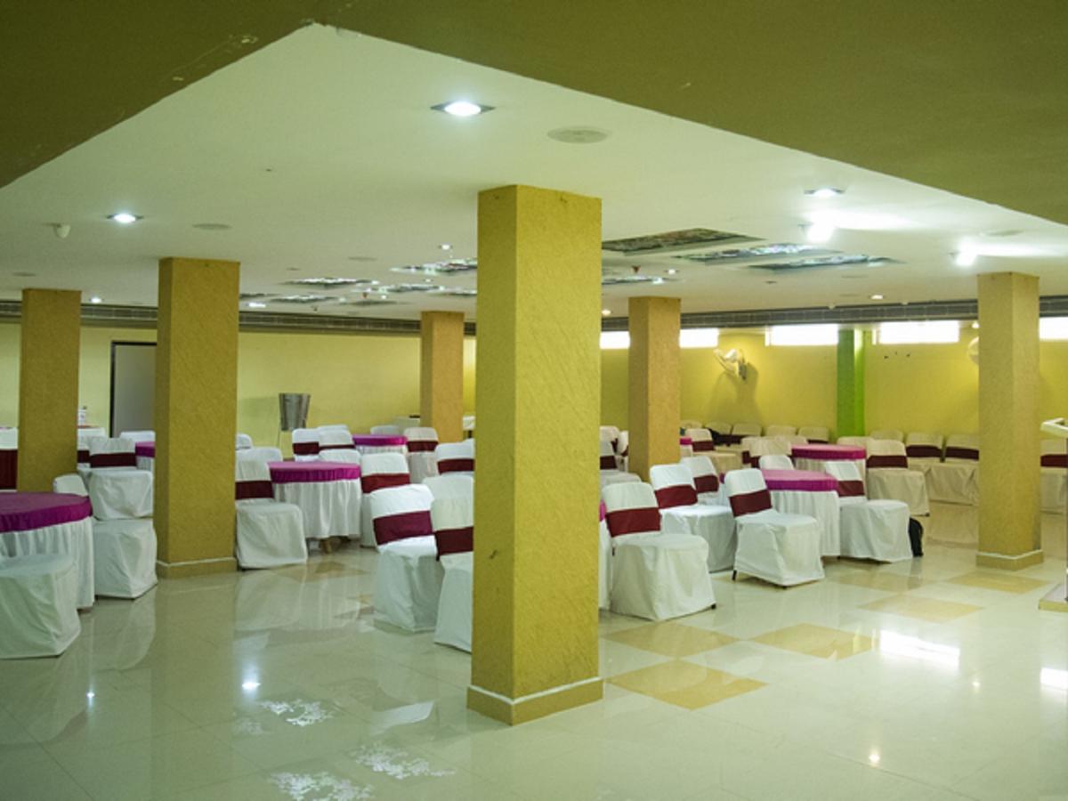 Hotel Sunshine Baharampur Eksteriør bilde